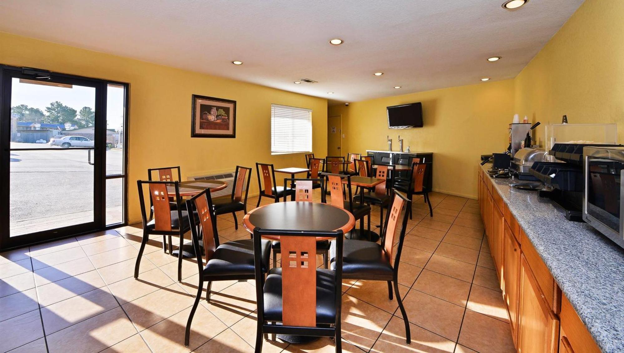 Center Xecutive Inn And Suites מראה חיצוני תמונה